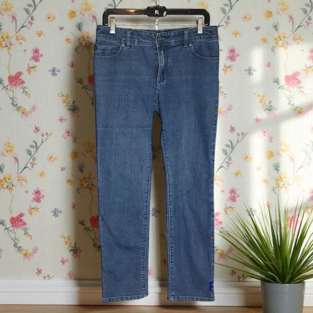 Chico's Vanity Size 0.5 (Women's 6) Dark Rinse Wash Midrise Straight Slim Jeans